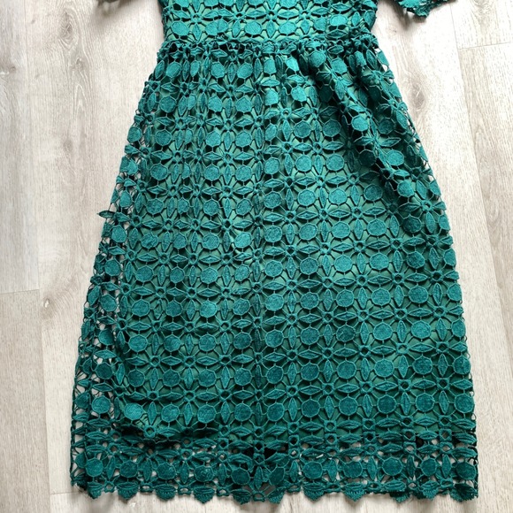 JessaKae Green Romantic Collared Lace Midi Dress - Picture 3 of 9